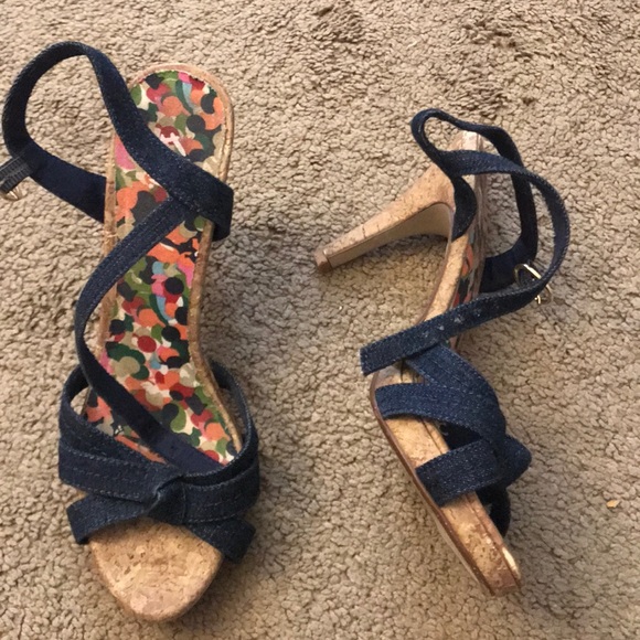 Jean heels - Picture 2 of 3